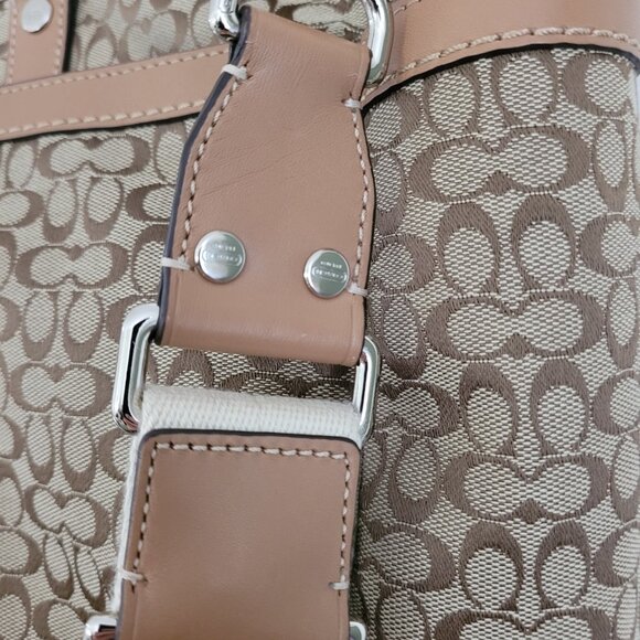 Coach Vintage Bag - Picture 5 of 16